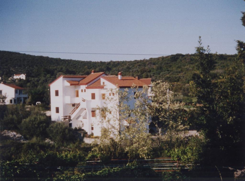 Apartment Marija Brbinj Eksteriør billede